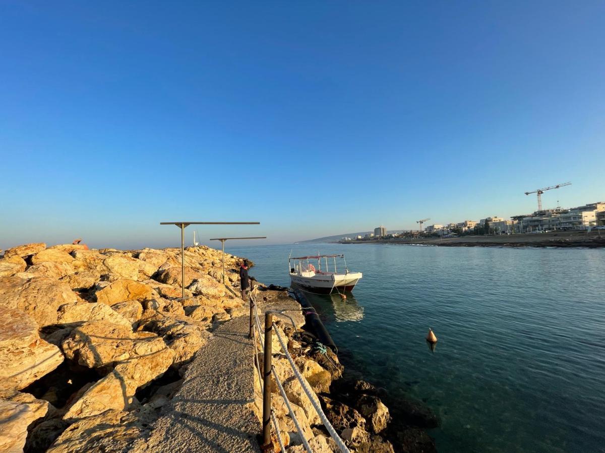 Breezot Yam Hotell Nahariya Exteriör bild