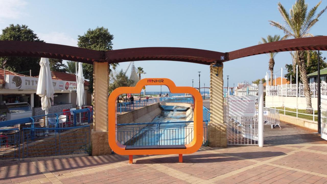Breezot Yam Hotell Nahariya Exteriör bild