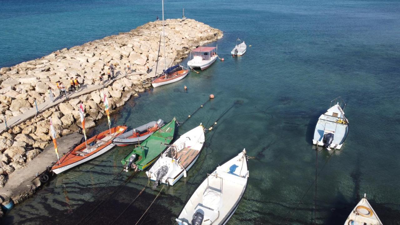 Breezot Yam Hotell Nahariya Exteriör bild
