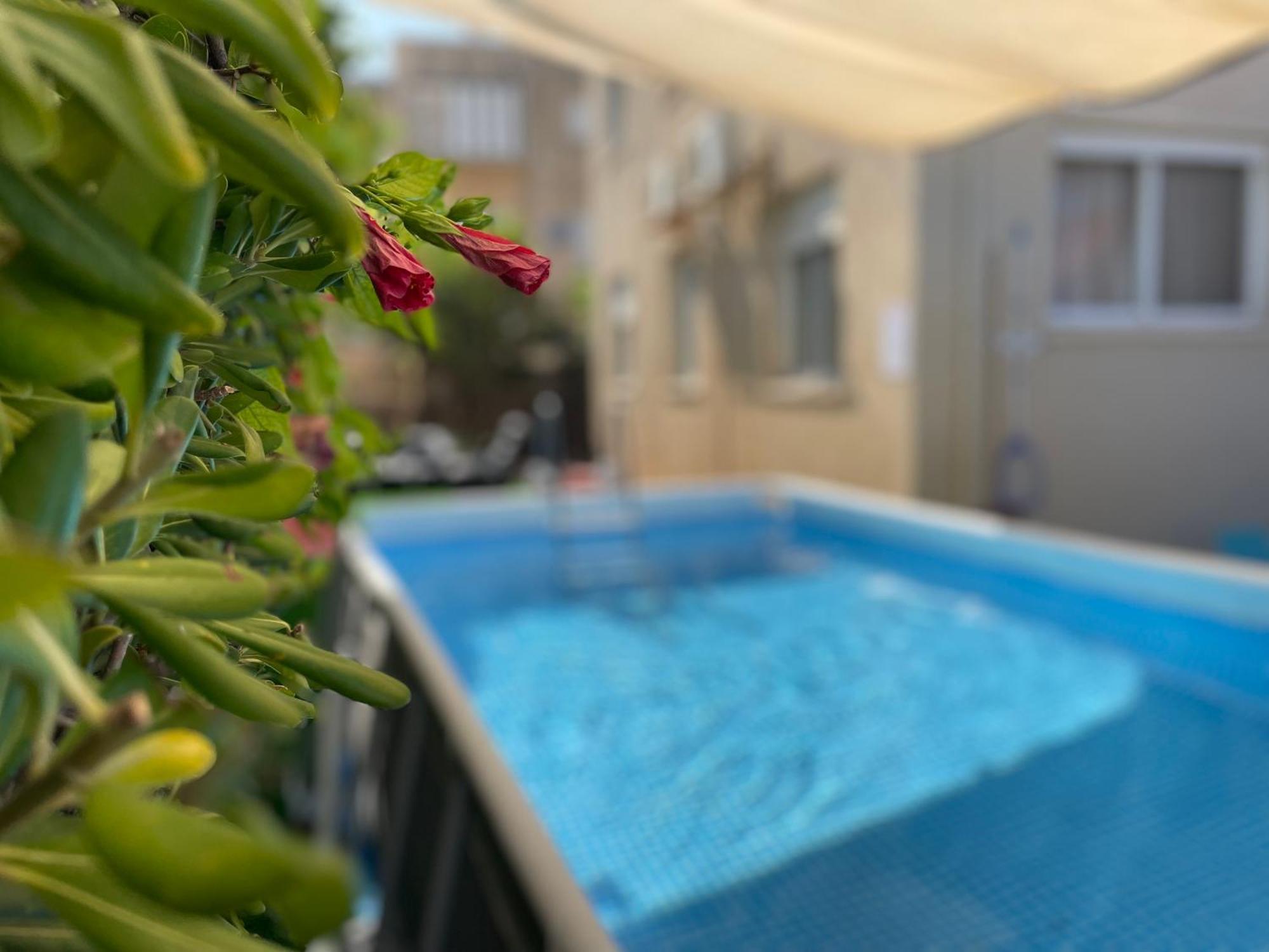 Breezot Yam Hotell Nahariya Exteriör bild